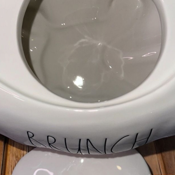 Rae Dunn White Pig-Shaped Brunch Container - Picture 3 of 8